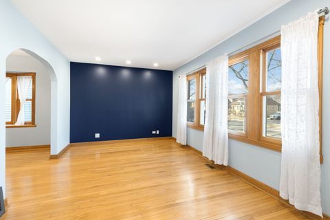 Tiny photo for 7005 N Osceola Avenue, Chicago, IL 60631 (MLS # 12591924)