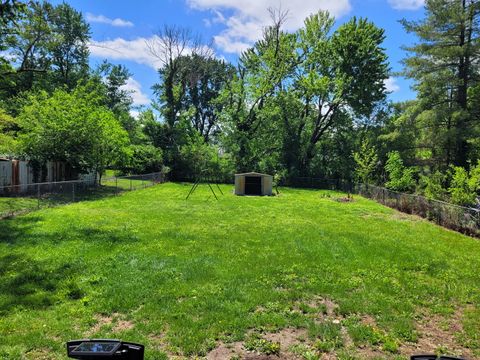 Tiny photo for 921 Airport Road, Mt Vernon, IL 62864 (MLS # 12575426)