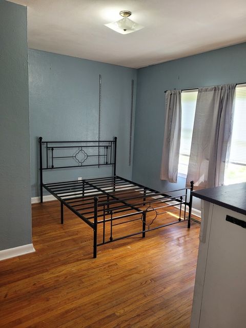 Tiny photo for 921 Airport Road, Mt Vernon, IL 62864 (MLS # 12575426)