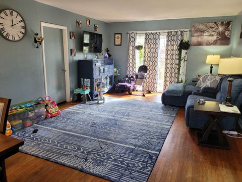 Tiny photo for 921 Airport Road, Mt Vernon, IL 62864 (MLS # 12575426)