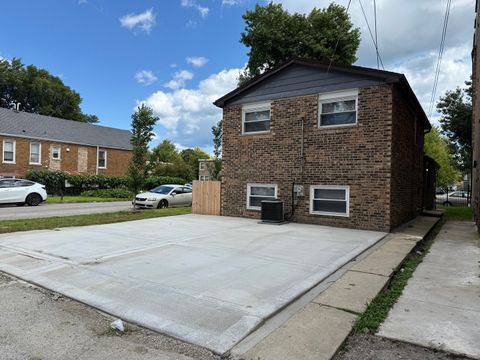 Tiny photo for 3128 S Lituanica Avenue, Chicago, IL 60608 (MLS # 12493383)