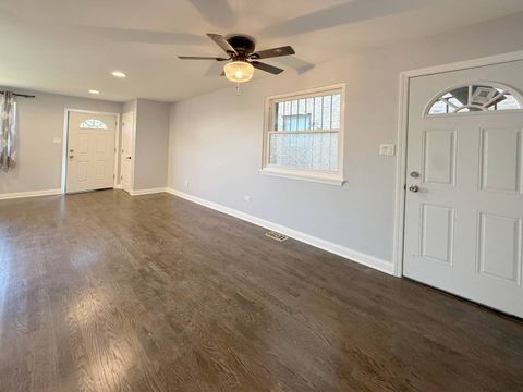 Tiny photo for 3128 S Lituanica Avenue, Chicago, IL 60608 (MLS # 12493383)