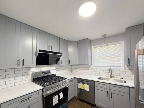 Tiny photo for 3128 S Lituanica Avenue, Chicago, IL 60608 (MLS # 12493383)