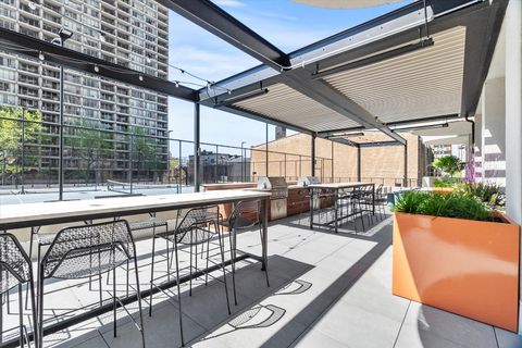 Tiny photo for 2020 N Lincoln Park West Avenue #36K, Chicago, IL 60614 (MLS # 12360419)