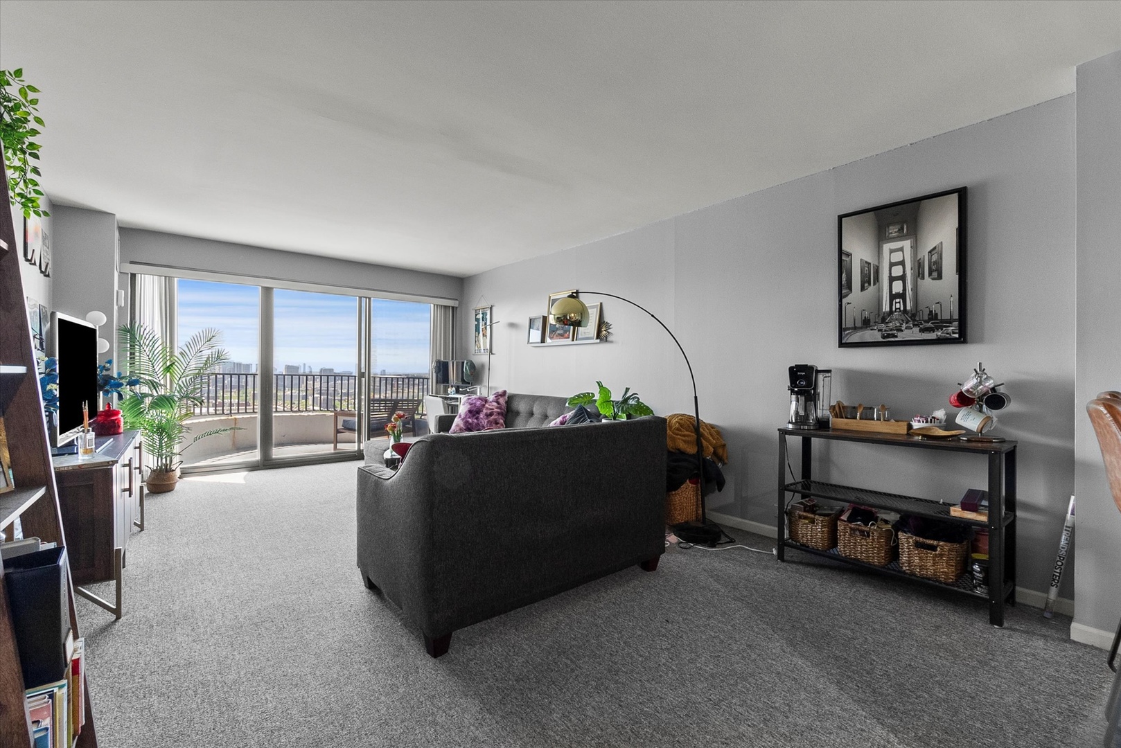 2020 N Lincoln Park West Avenue 36K