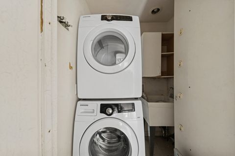 Tiny photo for 2440 N Lakeview Avenue #11D, Chicago, IL 60614 (MLS # 12466395)