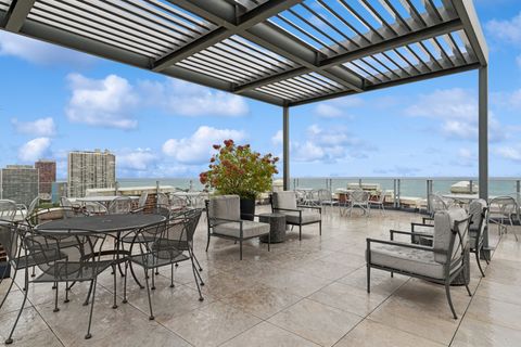 Tiny photo for 2440 N Lakeview Avenue #11D, Chicago, IL 60614 (MLS # 12466395)