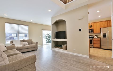 Tiny photo for 398 S Jade Lane, Round Lake, IL 60073 (MLS # 12526553)