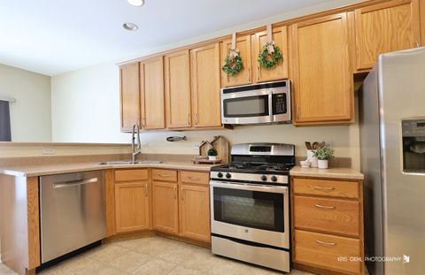 Tiny photo for 398 S Jade Lane, Round Lake, IL 60073 (MLS # 12526553)