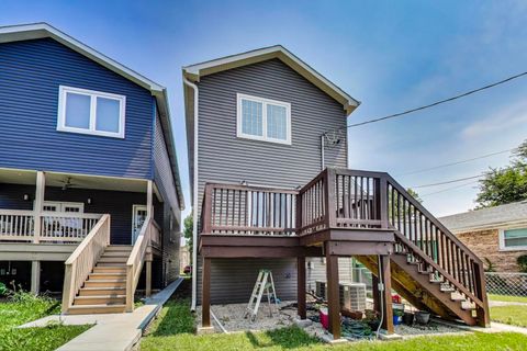 Tiny photo for 1336 Wesley Avenue, Berwyn, IL 60402 (MLS # 12434441)