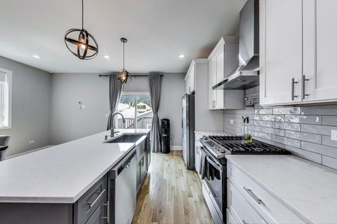 Tiny photo for 1336 Wesley Avenue, Berwyn, IL 60402 (MLS # 12434441)