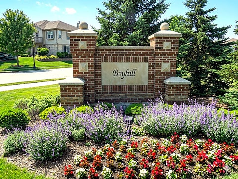 Tiny photo for 1819 Crenshaw Circle, Vernon Hills, IL 60061 (MLS # 12776110)