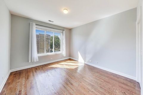 Tiny photo for 5250 N Lincoln Avenue #3C, Chicago, IL 60625 (MLS # 12490341)
