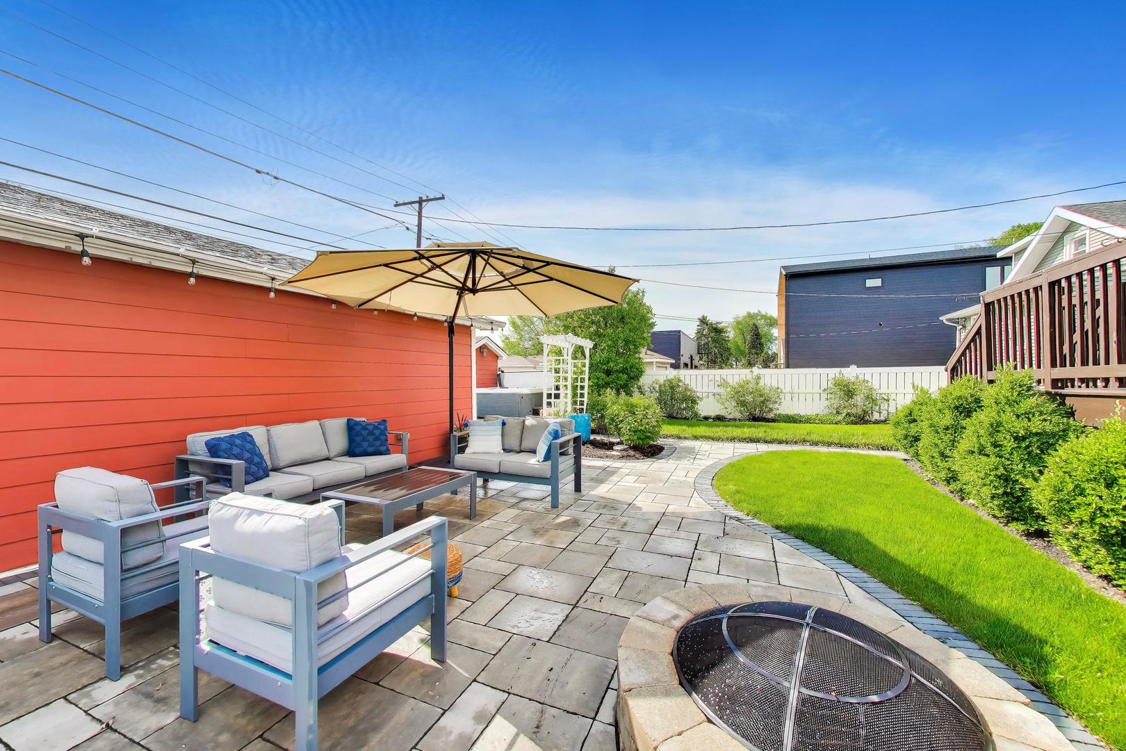 3201 Highland Avenue