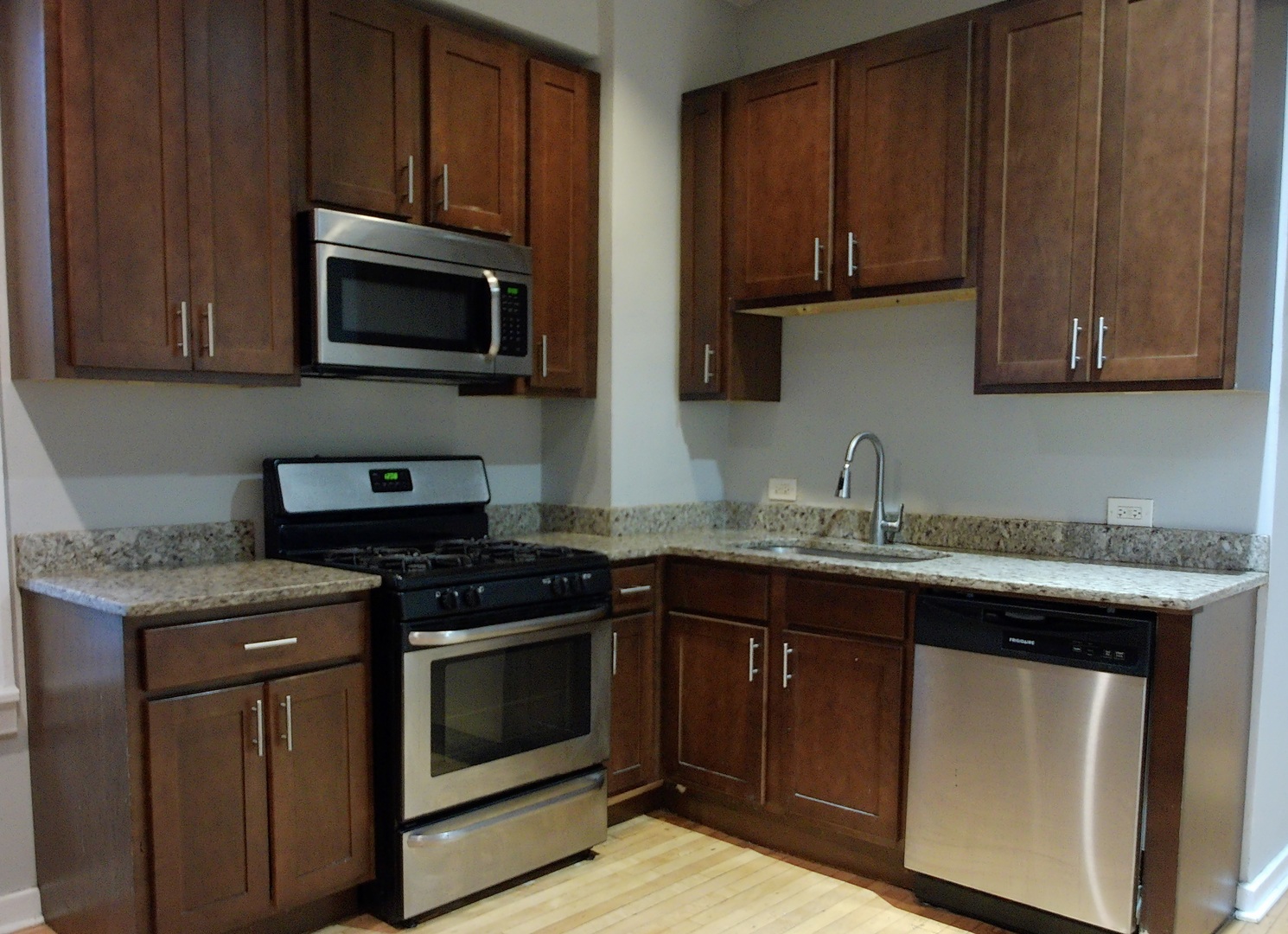 937 N Ashland Avenue 2