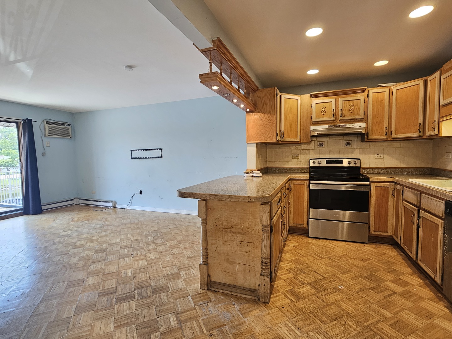 850 E Old Willow Road 207