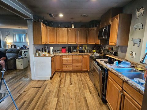 Tiny photo for 686 Airport Road, Metropolis, IL (MLS # 100000573)
