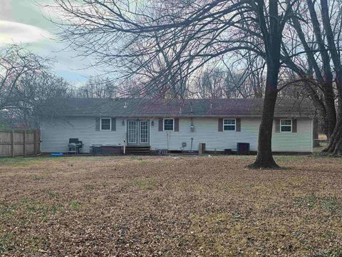 Tiny photo for 686 Airport Road, Metropolis, IL (MLS # 100000573)