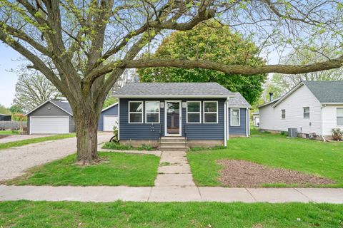 210 N Green Street Somonauk IL 60552