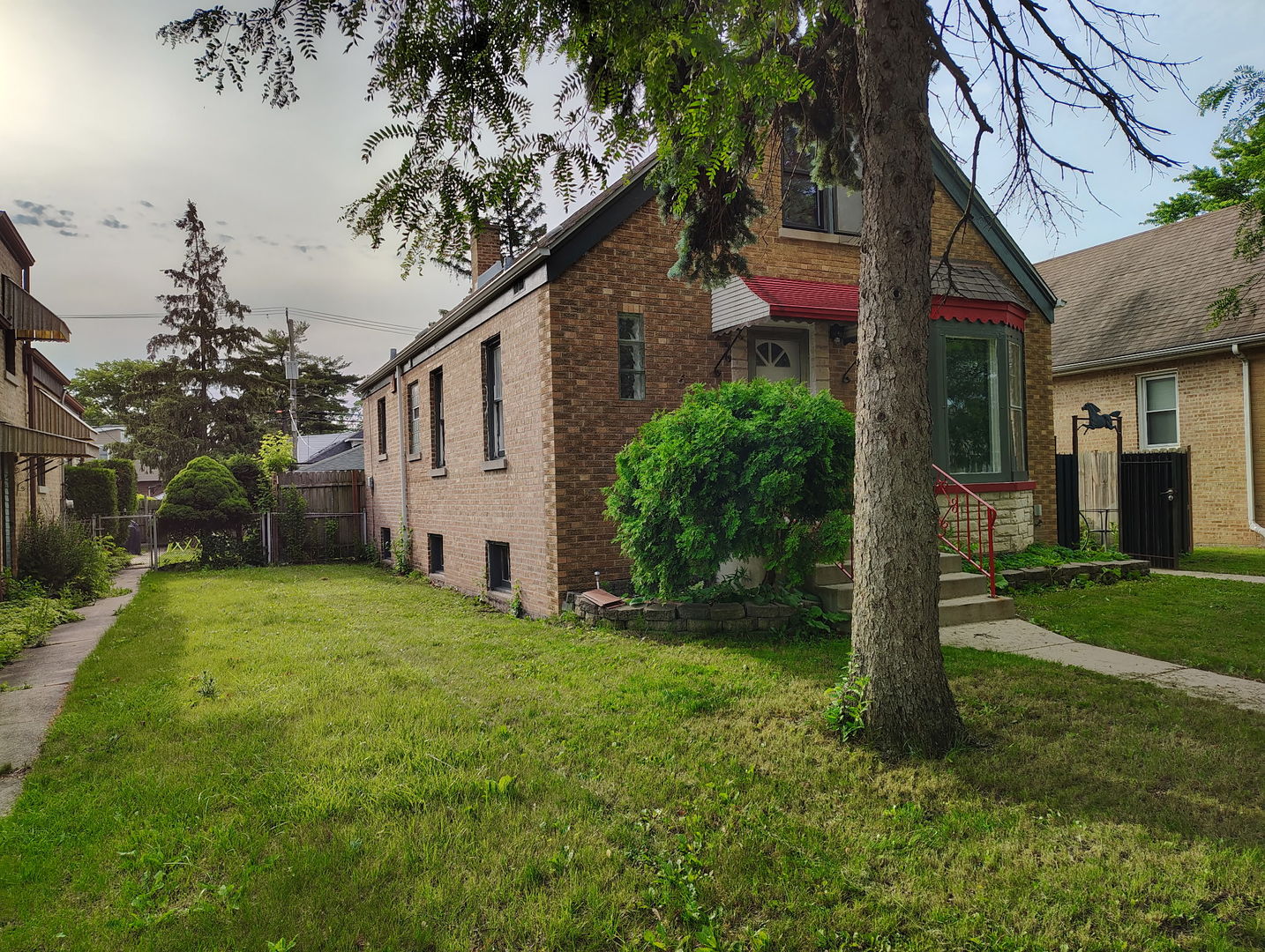6211 N Harlem Avenue