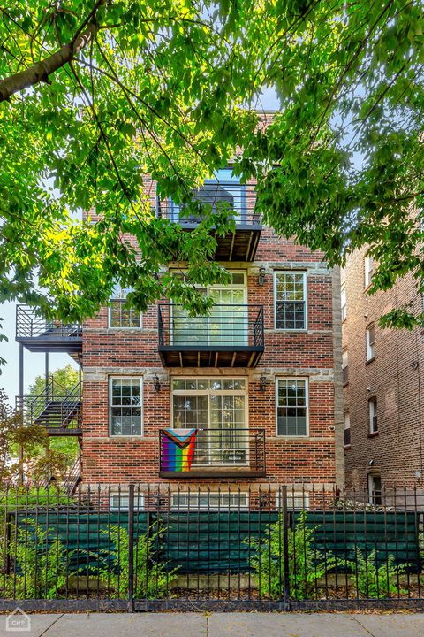 2701 W Hirsch Street 2 Chicago IL 60622