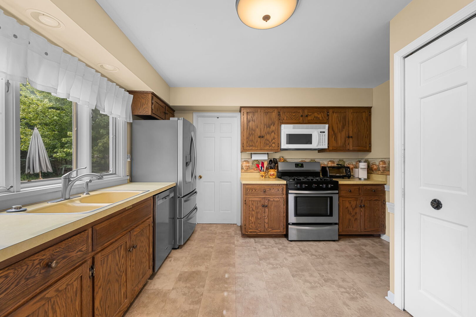 1303 W Crooked Willow Lane