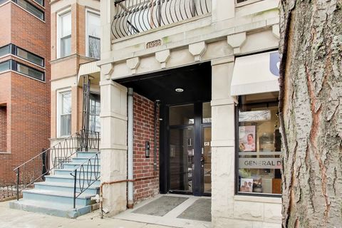 Tiny photo for Chicago, IL 60613 (MLS # 12571975)