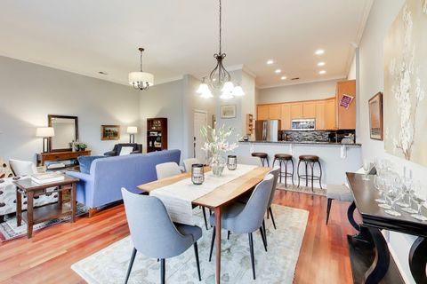 Tiny photo for Chicago, IL 60613 (MLS # 12571975)