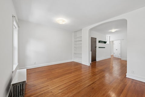 Tiny photo for 5715 S Blackstone Avenue #2S, Chicago, IL 60637 (MLS # 12713039)
