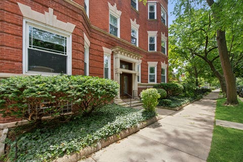 Tiny photo for 5715 S Blackstone Avenue #2S, Chicago, IL 60637 (MLS # 12713039)