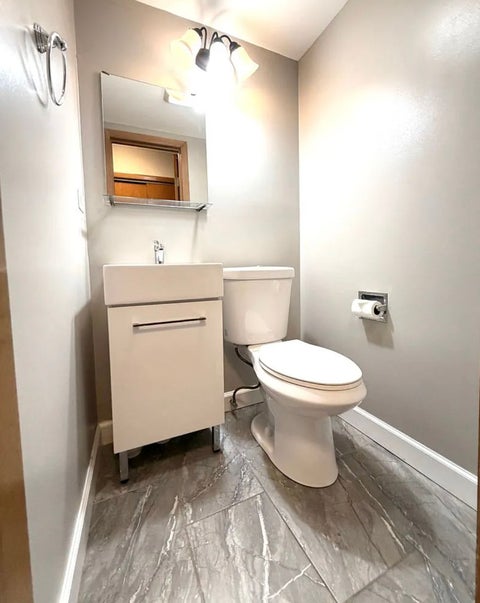 Tiny photo for 9 Scotdale Road #4, La Grange Park, IL 60526 (MLS # 12783410)