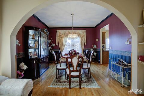 Tiny photo for 220 Carroll Way, Bartlett, IL 60103 (MLS # 12587918)