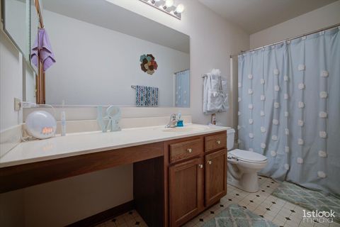 Tiny photo for 220 Carroll Way, Bartlett, IL 60103 (MLS # 12587918)