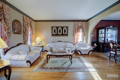 Tiny photo for 220 Carroll Way, Bartlett, IL 60103 (MLS # 12587918)