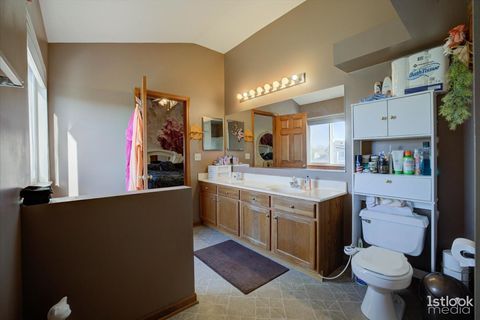 Tiny photo for 220 Carroll Way, Bartlett, IL 60103 (MLS # 12587918)