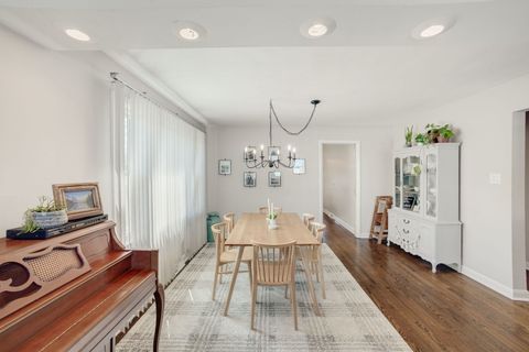 Tiny photo for 5337 W 102nd Street, Oak Lawn, IL 60453 (MLS # 12596366)