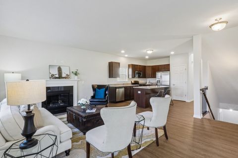 Tiny photo for 335 N. Aspen Drive, Cortland, IL 60112 (MLS # 12335291)