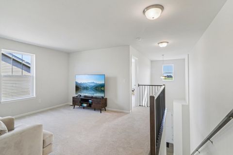 Tiny photo for 335 N. Aspen Drive, Cortland, IL 60112 (MLS # 12335291)