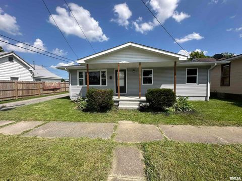 Tiny photo for 710 Catherine St Street, Metropolis, IL 62960 (MLS # EB458522)