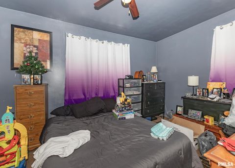 Tiny photo for 116 W GARFIELD Street, Kewanee, IL 61443 (MLS # QC4270012)