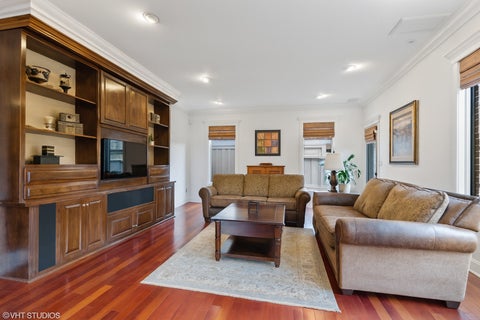 Tiny photo for 9435 Central Park Avenue, Evanston, IL 60203 (MLS # 12699323)