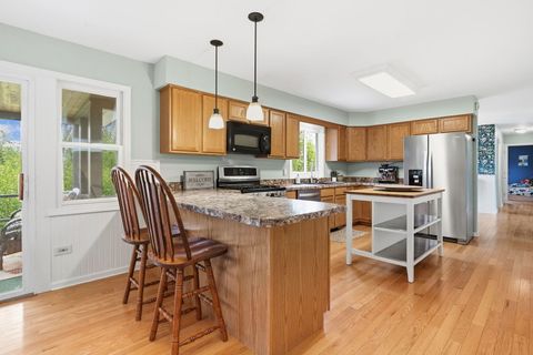 Tiny photo for 602 Hickory Road, Woodstock, IL 60098 (MLS # 12632061)
