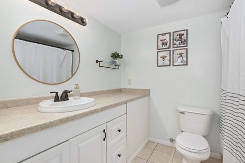 Tiny photo for 602 Hickory Road, Woodstock, IL 60098 (MLS # 12632061)