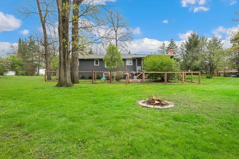 Tiny photo for 602 Hickory Road, Woodstock, IL 60098 (MLS # 12632061)