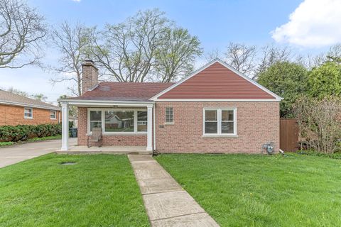 Tiny photo for 8926 Menard Avenue, Morton Grove, IL 60053 (MLS # 12615726)