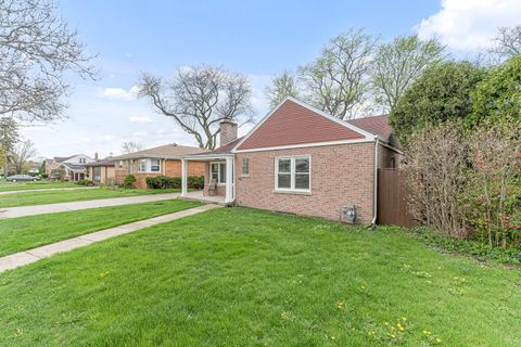 Tiny photo for 8926 Menard Avenue, Morton Grove, IL 60053 (MLS # 12615726)