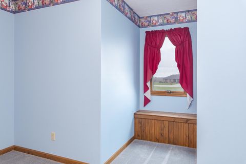 Tiny photo for 1402 E Indiana Avenue, Pontiac, IL 61764 (MLS # 12605394)