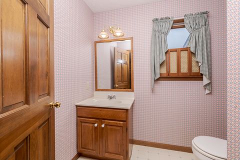 Tiny photo for 1402 E Indiana Avenue, Pontiac, IL 61764 (MLS # 12605394)