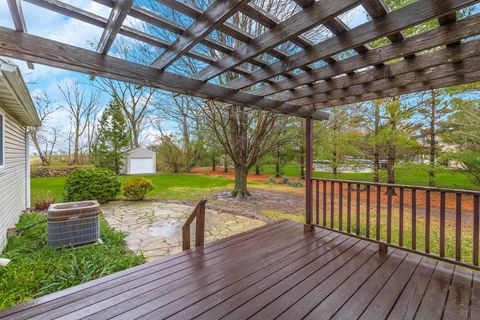 Tiny photo for 1402 E Indiana Avenue, Pontiac, IL 61764 (MLS # 12605394)