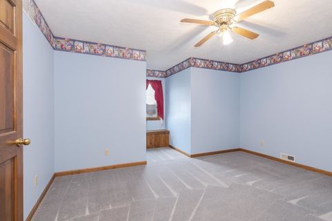 Tiny photo for 1402 E Indiana Avenue, Pontiac, IL 61764 (MLS # 12605394)